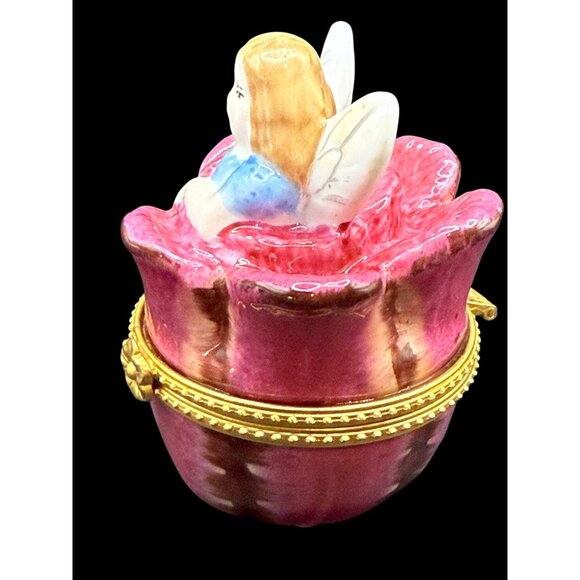 VIntage Hand-Painted Ceramic Flower Fairy Trinket Box Gold Tone Flower Clasp - Picture 2 of 6